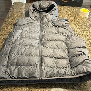 The little puff TNA hooded vest